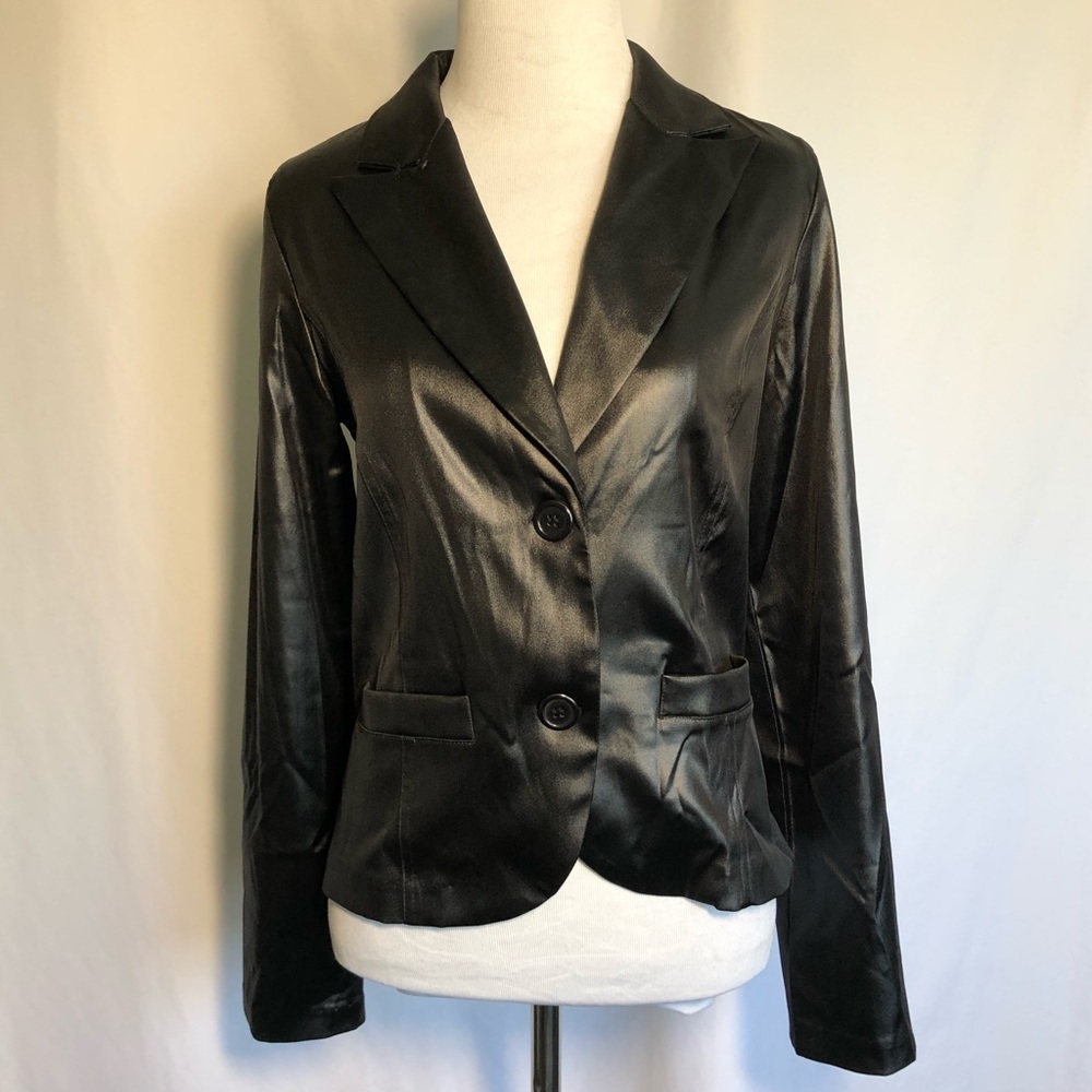 Reference Black Shiny Blazer